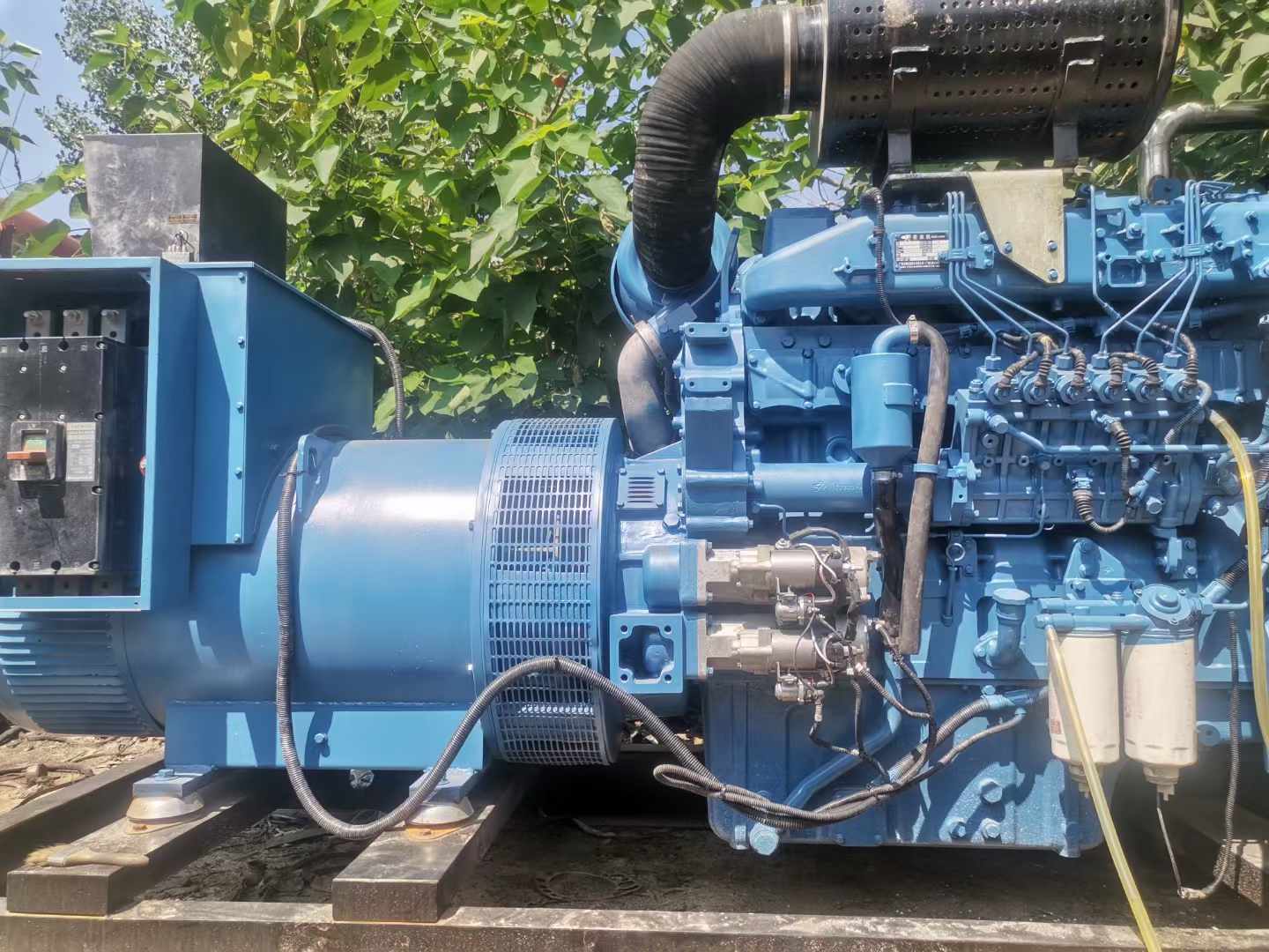 西峡详细说明降低 800kW 柴油发电机输出电流波动的方法